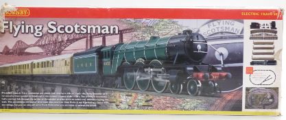 Hornby 00 gauge Flying Scotsman train set R1039, in original box