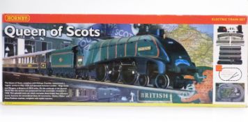 Hornby 00 gauge Queen of Scots train set R1024, in original box