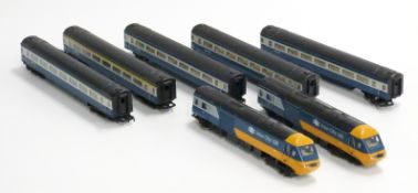 Hornby 00 gauge Inter-City 125 train with two engines and five coaches