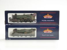 Two Bachmann 00 gauge GWR 4-6-0 Hall Class locomotives Kinlet Hall 32-003 and Raveningham Hall 6960,