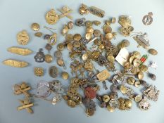 Quantity WWI and later cap badges and buttons including Tank Corps, machine gun corps etc