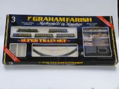 Graham Farish N gauge Super Train Set 3, 8520, in original box