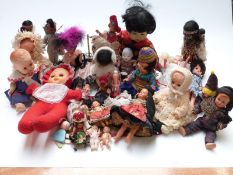 Twenty-nine various dolls including Sindy, Kathy Barry Hippensteel, dolls of the world etc