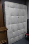 A Beautysleep 4'6 mattress