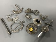 Eleven Scottish / Viking silver brooches (11)