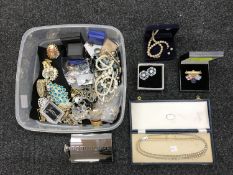 A tray of sterling silver, costume jewellery,