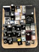 A tray of sterling silver and costume jewellery