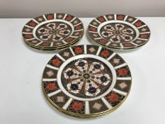 A set of eight Royal Crown Derby side plates, diameter 21.5 cm, Imari pattern 1128.