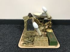 A tray of Art Nouveau brass photo frame, kitchen scales and weights, horse brasses,