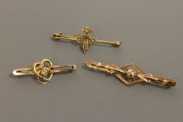 Two gold and seed pearl set brooches,