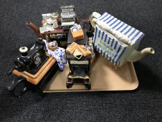 A tray of four Cardew novelty teapots (three with certificates)