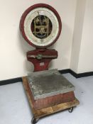 A set of Avery weighing scales