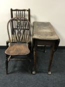 A George III oak gate leg table on pad feet, width 100 cm,