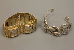 Two heavy gauge silver bangles (2)