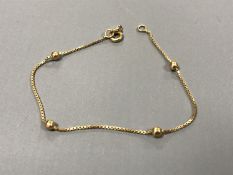 An 18ct gold bracelet, 2.