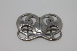 A good quality Art Nouveau silver butterfly-shaped belt buckle, Deakin & Francis,