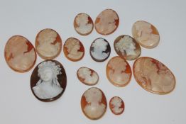 Fifteen assorted loose cameos