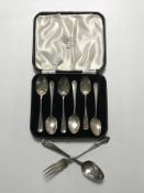 A set of six cased Northern Goldsmiths silver spoons,