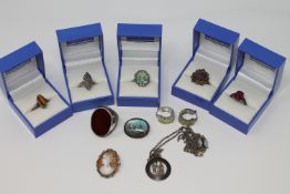 Silver jewellery including six silver rings,