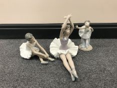 Three Nao ballerina figurines CONDITION REPORT: In good condition.