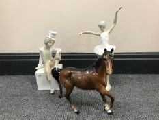 A Beswick brown gloss horse,