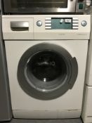 A Siemens Serie IQ 1435 washer