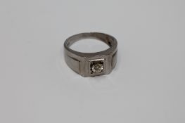 An 18ct white gold diamond solitaire ring, 7.