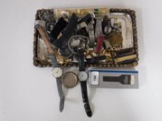 A tray containing a quantity of gents wrist watches and watch parts, pocket watch cases,