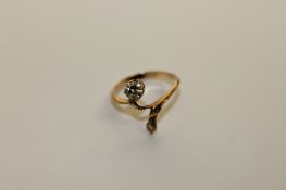 An 18ct gold diamond set ring, approximately 0.