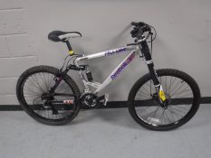 A gents full suspension Reebok Fall Line mountain bike