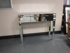 An all glass dressing table