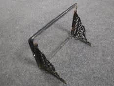 A cast iron Belfast sink bracket