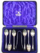 A set of six silver teaspoons and tongs, cased CONDITION REPORT: 138g.
