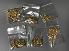 A collection of jewellers findings (Q)