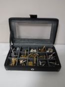 A collection of cufflinks (Q)