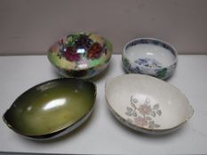 A tray of four Maling bowls CONDITION REPORT: Olive-coloured lustre bowl with