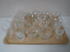 A tray of crystal and glass (Q)