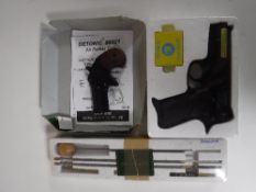 A Detonic 50521 air pellet gun, boxed,