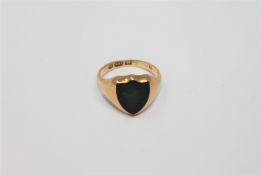 A 15ct gold bloodstone signet ring, size P, 5.8g.