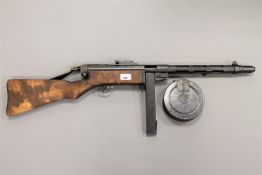 A Deactivated Finnish Suomi KP-31 9mm Submachinegun, serial number 64137, circa 1943,