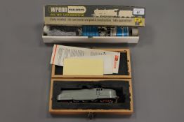 A Wrenn OO locomotive engine, 4-6-2 class A4 Golden Eagle,