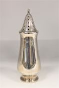 A silver sugar castor, Birmingham marks, 151g.