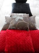 A collection of assorted scatter cushions (8)