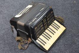 An Royal Stradara accordion