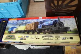 A boxed Hornby 00 gauge blue highlander train set
