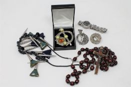 An Elesse stainless steel wrist watch together with costume jewellery,