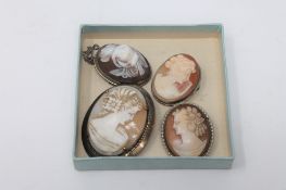Four antique cameo brooches (4)