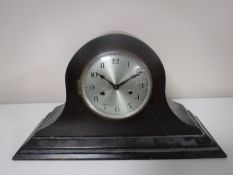 An early twentieth century mahogany cased mantel clock