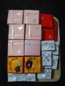 A tray containing a quantity of assorted costume jewellery