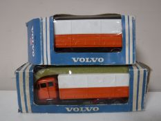 A boxed vintage Narcoral Volvo truck and trailer (ref 201 and 202)
